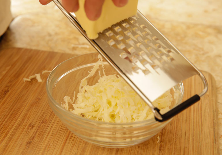 Students mix foot shavings with grated cheese, College students prank  roomie by feeding her foot shavings as grated cheese