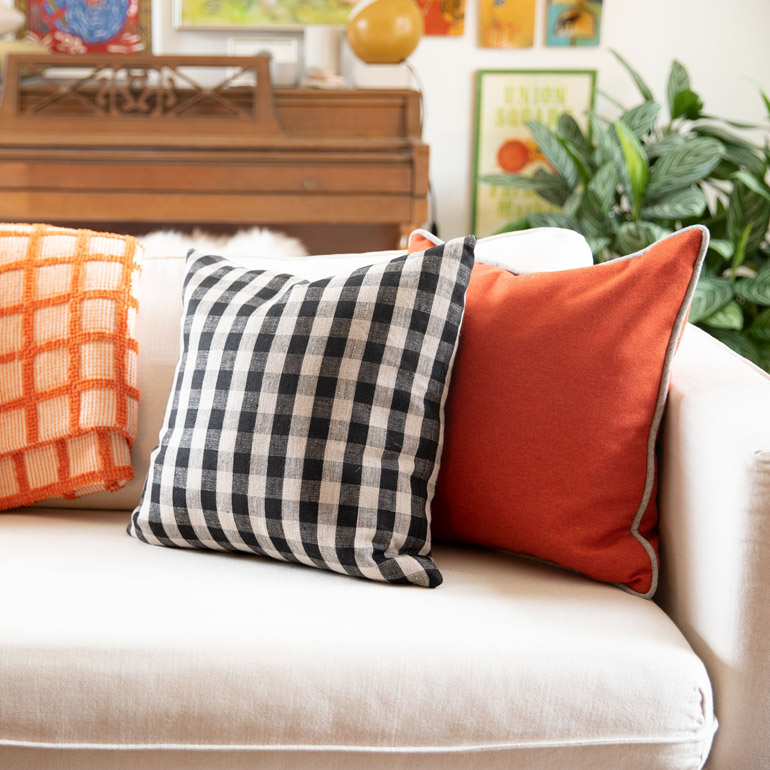 Linen check pillow1